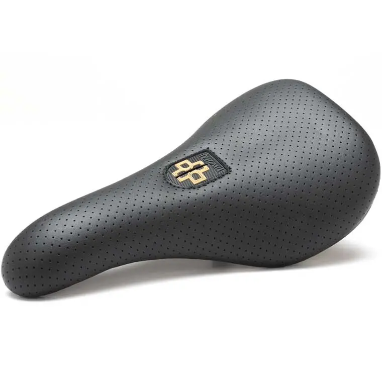 Duo Brand Perf Mid Pivotal Seat 1