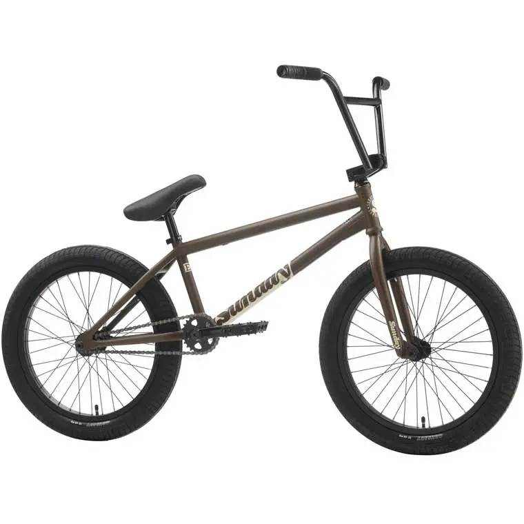 Sunday Ex Julian Arteaga (20.75)" 2025 1