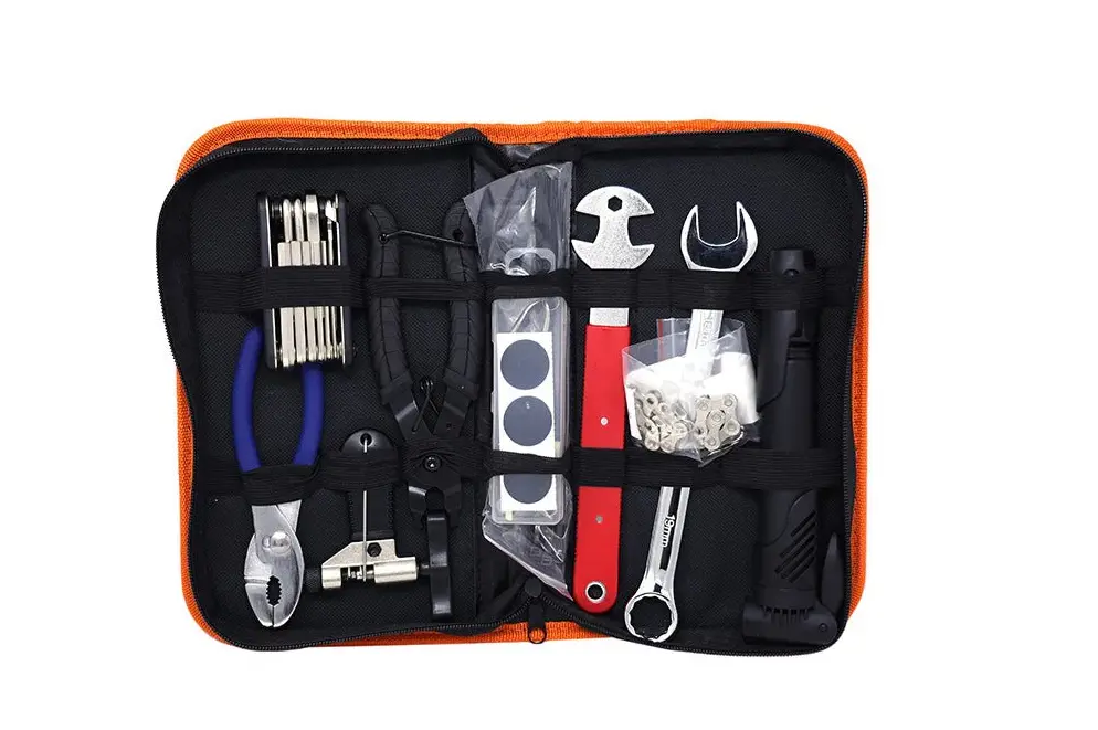 Bakcou Trail-Side Repair Kit 1