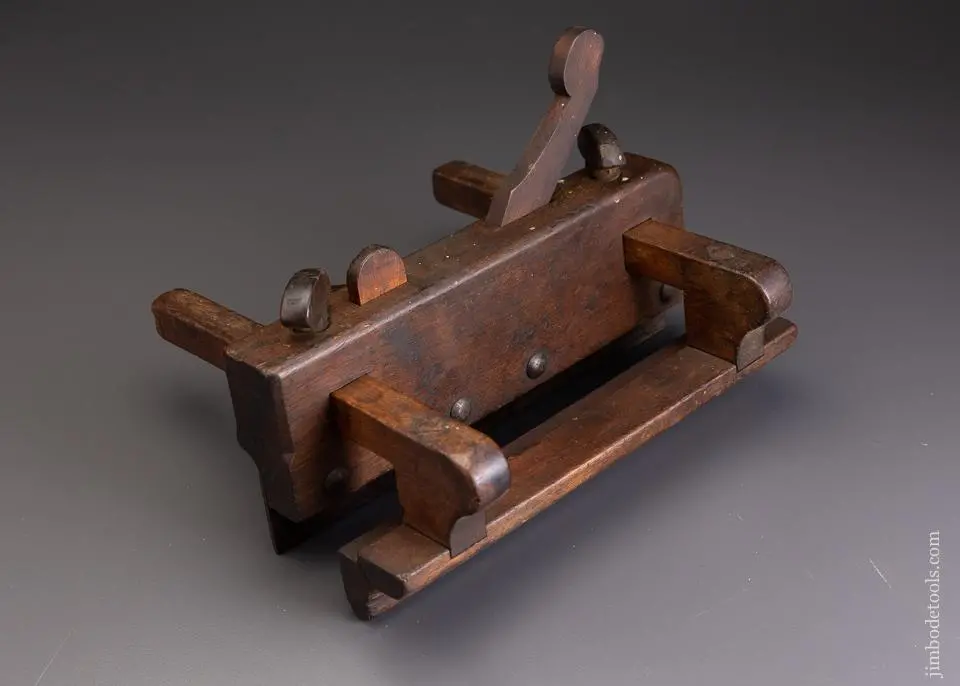 Fantastic! 18Th Century Yellow Birch Plow Plane By Jo, Fuller Providence Circa 1772-1822 Extra-Fine - Excelsior 63748U 1