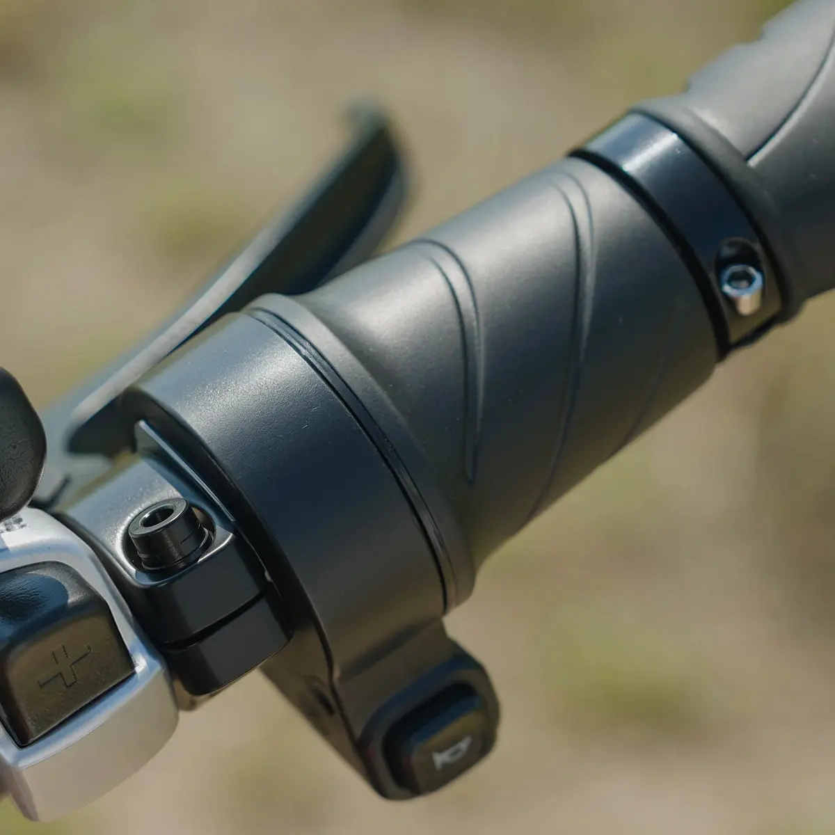 Half Twist Throttle 1