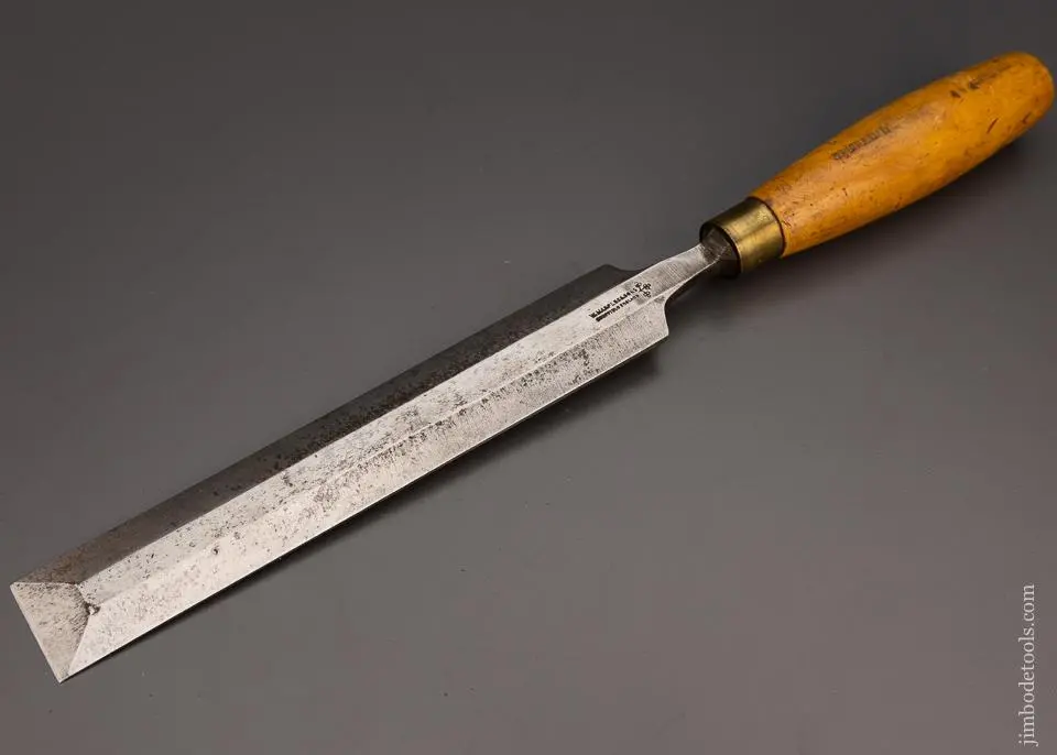 Long, Thin 1 1/2 X 17 Bevel Edge Paring Chisel By Marples - 98663 1