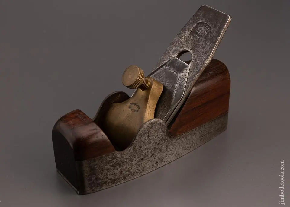 Excellent Norris No. 4 Dovetailed Smooth Plane Rosewood Infill - 98973 1