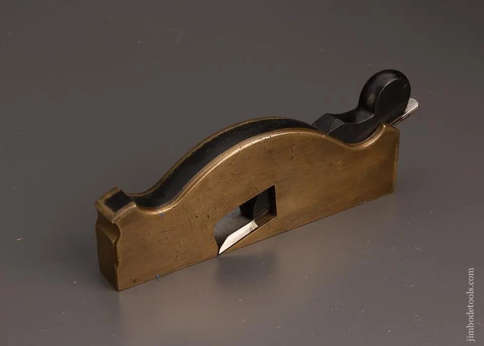 Pretty Gunmetal & Ebony Shoulder Plane - 99251 1