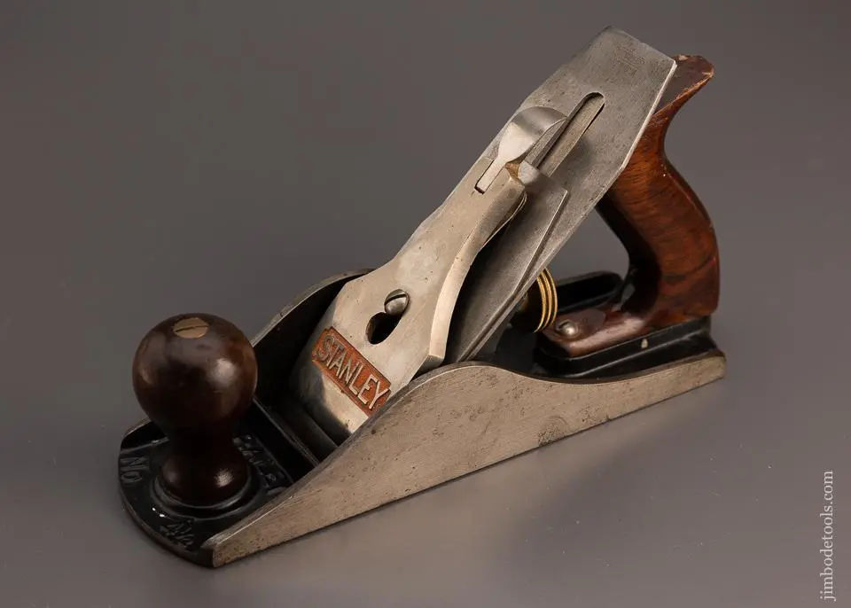 Extra Fine Stanley No. 4 1/2 Jumbo Wide Body Smooth Plane - 99256 1