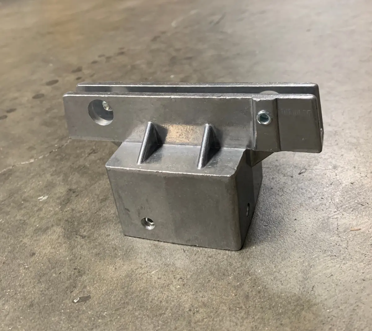 Post Cap Universal Ext Blade 1