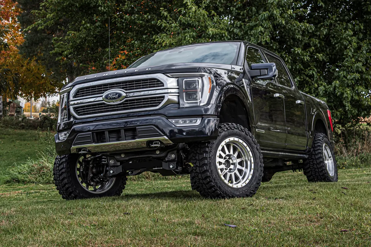 6 Inch Lift Kit | Ford F150 (21-26) 4Wd | Ccd Equipped 2