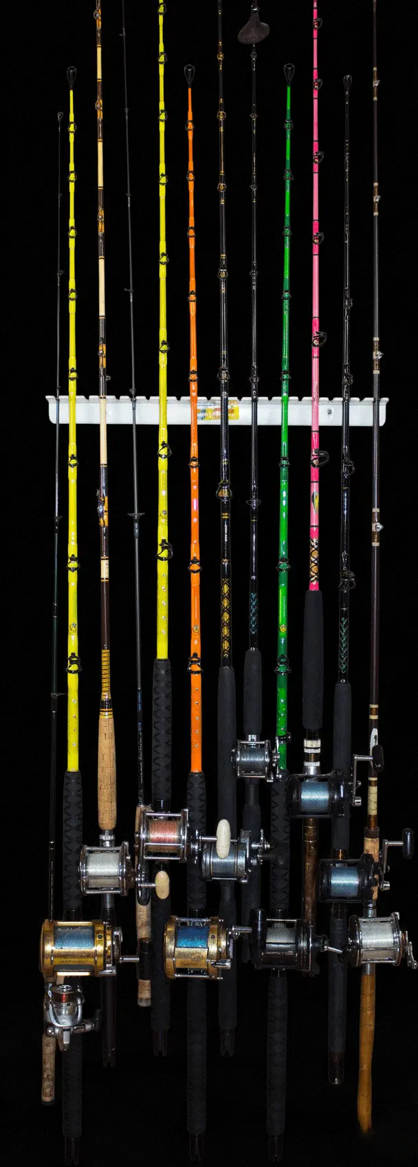 Piranha : Wall-Mounted Fishing Rod Storage Rack (Fb022) 1