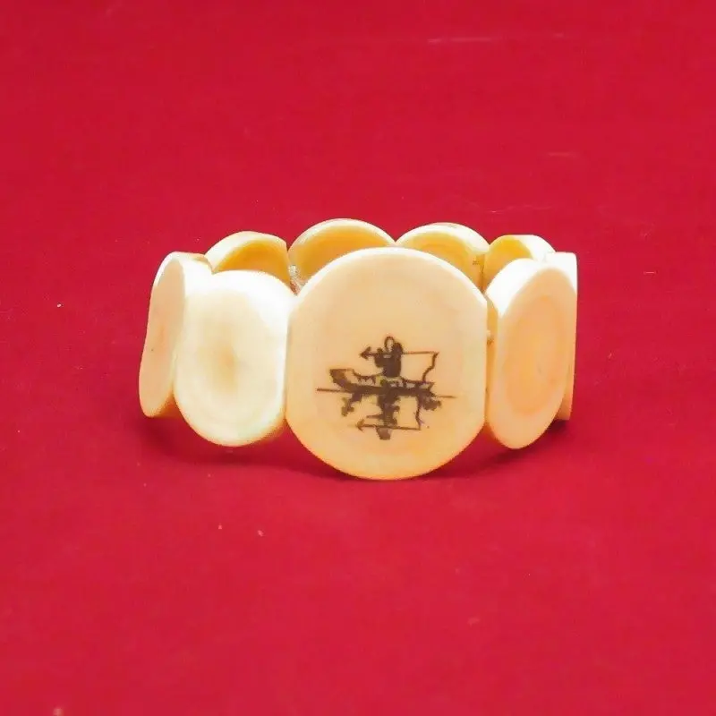 Eskimo/Kayak Ivory Stretch Bracelet 1