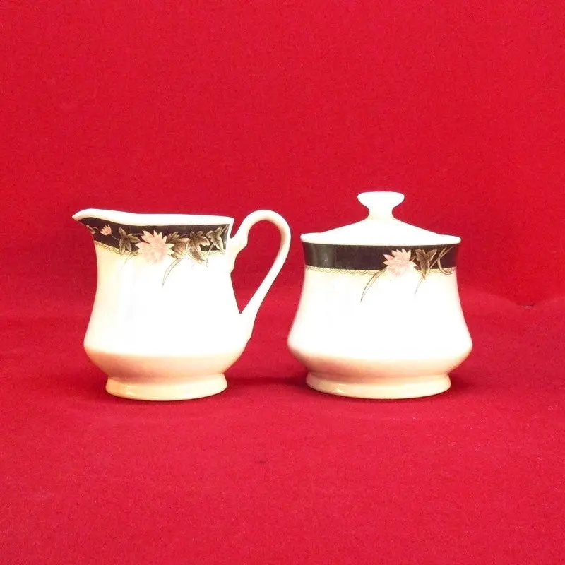 Fine China Sugar Bowl And Creamer Set 1