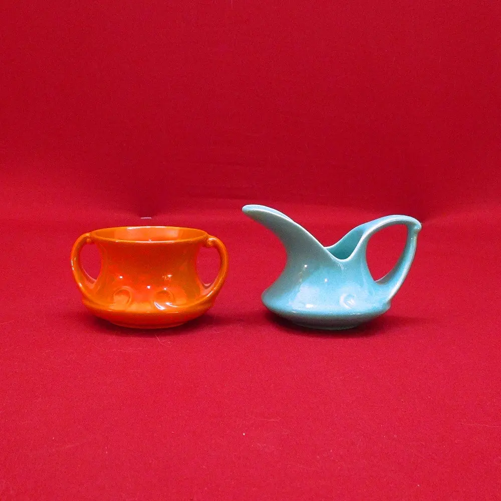 Red Wing Sugar And Creamer Set 1