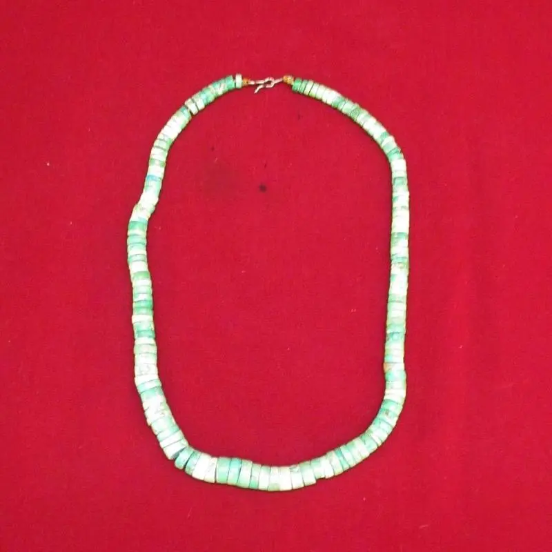 Handcrafted Navajo Turquoise Necklace 1