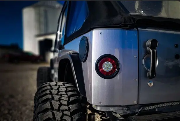 Steel Rear Corner Armor W/ Round Taillight Holes For Jeep Jku 1
