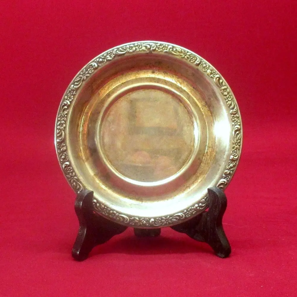 Community Silver-Plate Round Dish 1