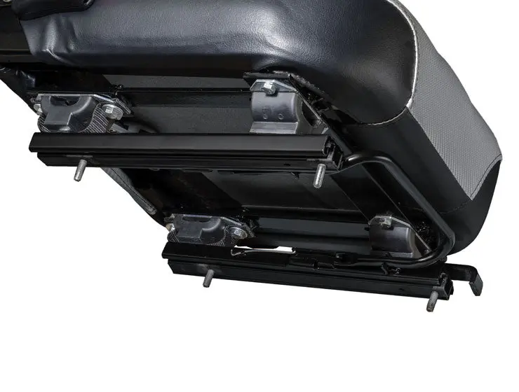 (122166) Hustler Fastrak Seat Isolator Kit 1