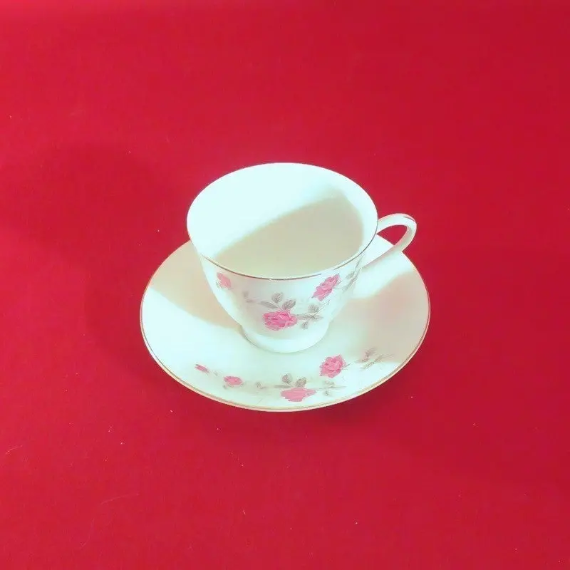 Rose Pattern With Leaves And Stems 1