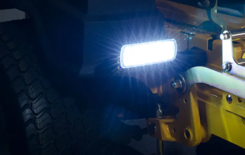 (123549) Hustler X-One, Super Z And Super Z Hyperdrive Light Kit 2