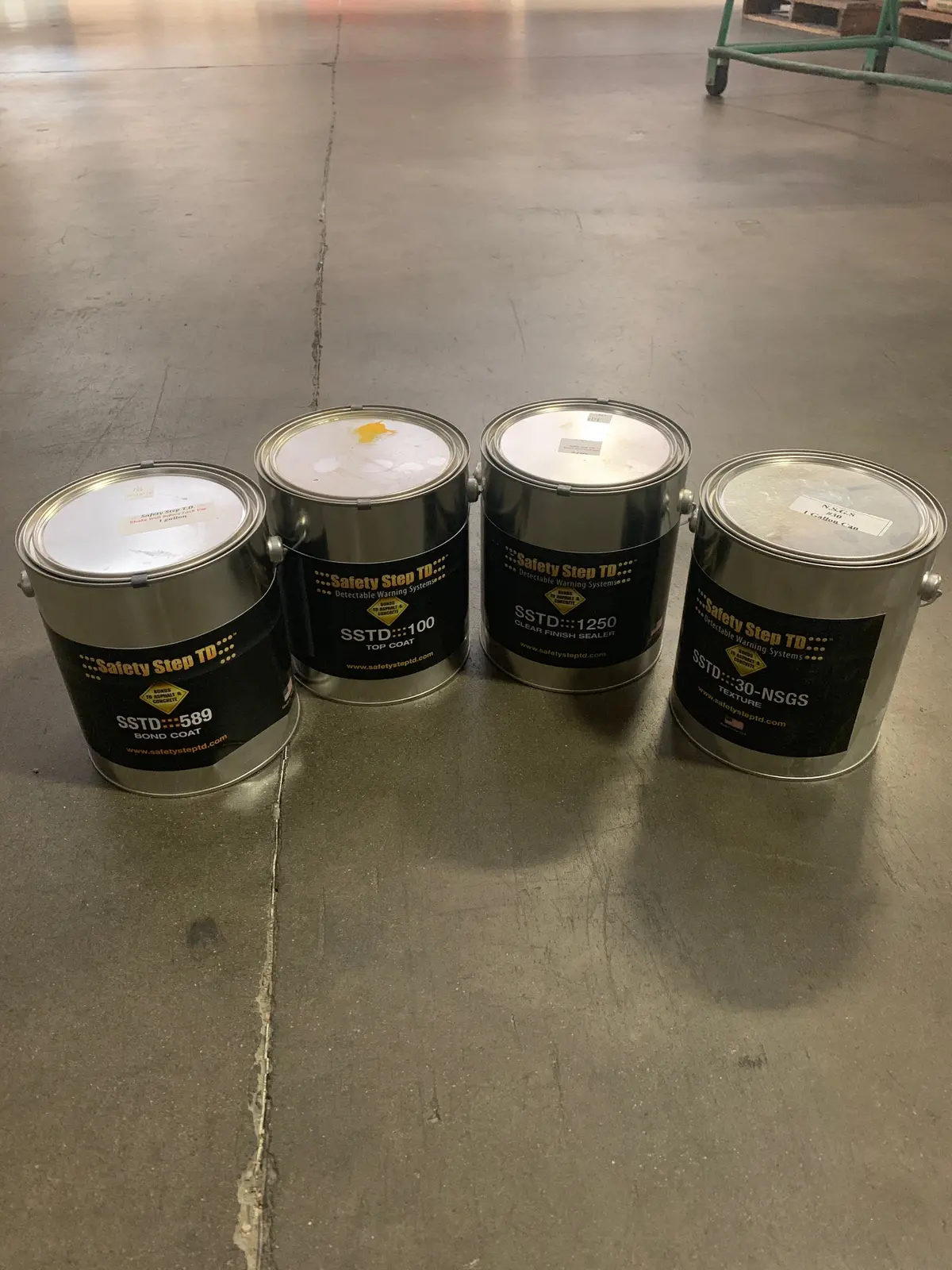 Safetystep Install Kit (Color) 1