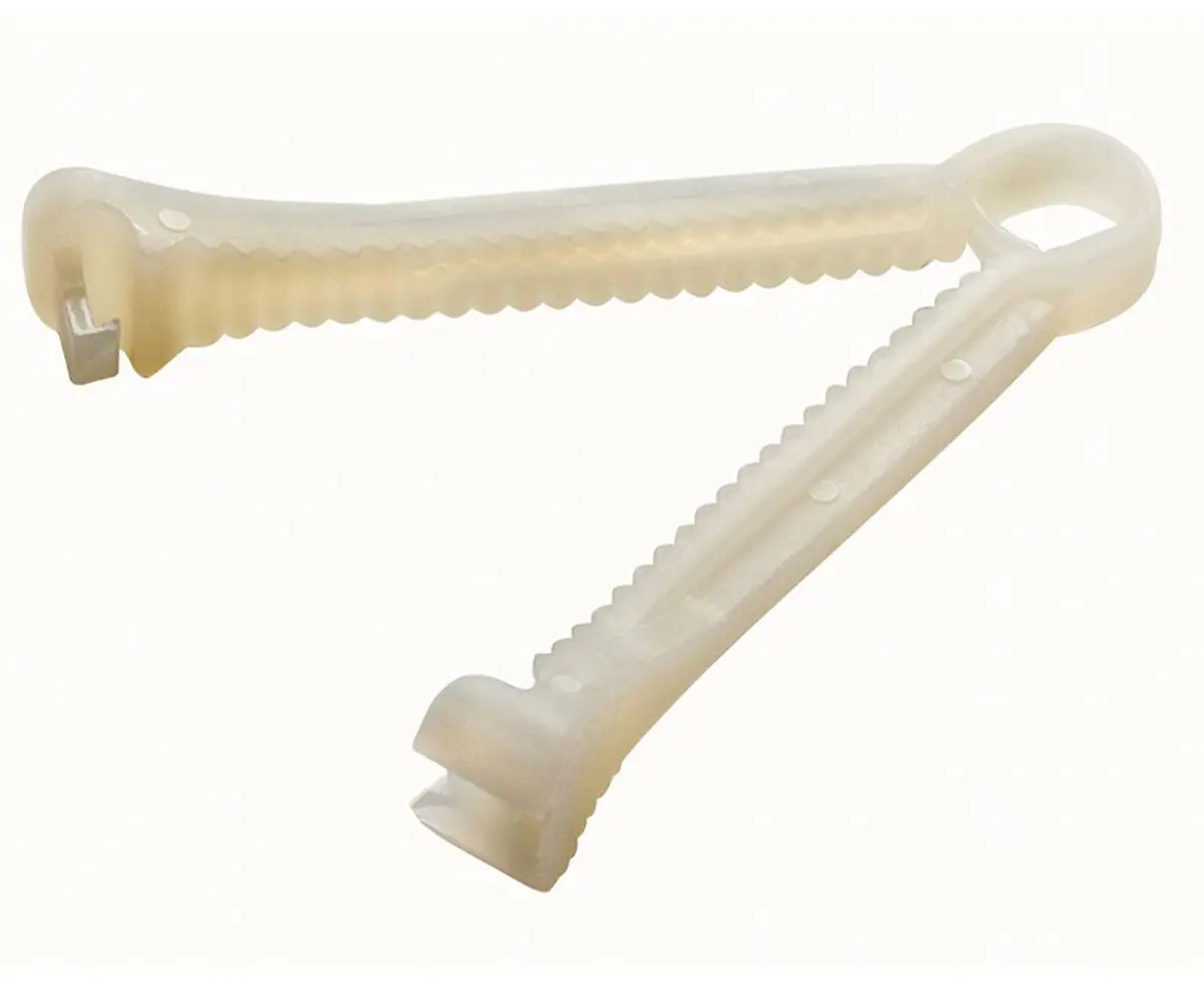 Umbilical Cord Clamp 1