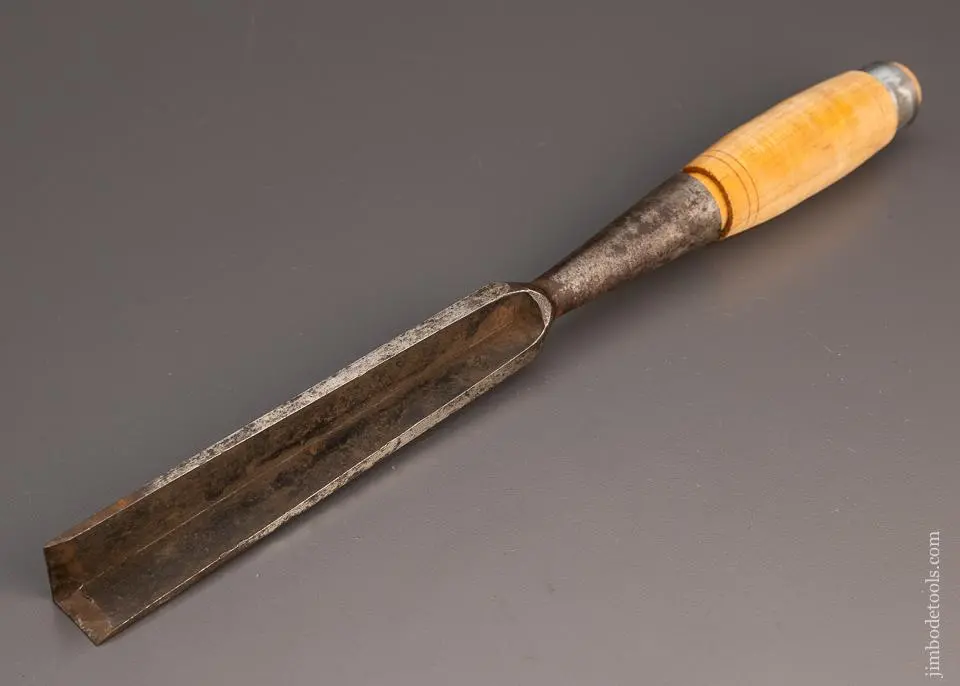 Fine New Old Stock 1 Inch Corner Chisel 15 1/2 Inches Long - 80822 1