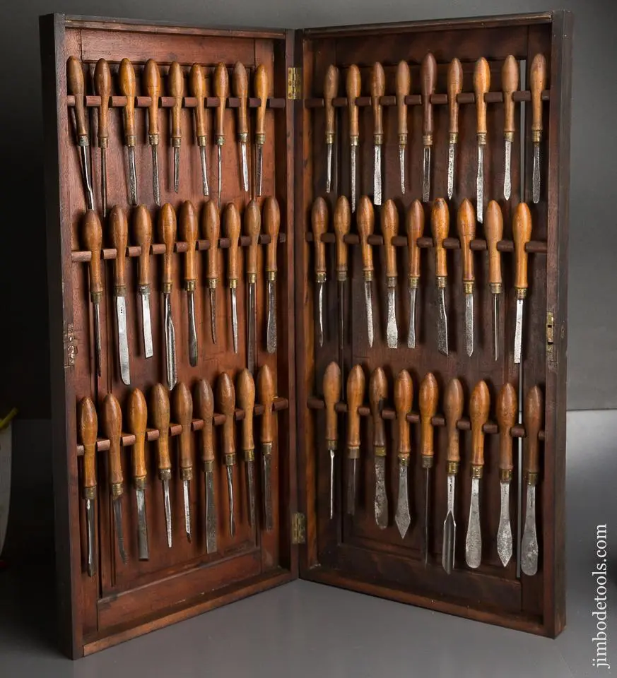 Holtazpffel Diptych With 54 Ornamental Turning Chisels! * Excelsior 84329 - As Of May 4 1