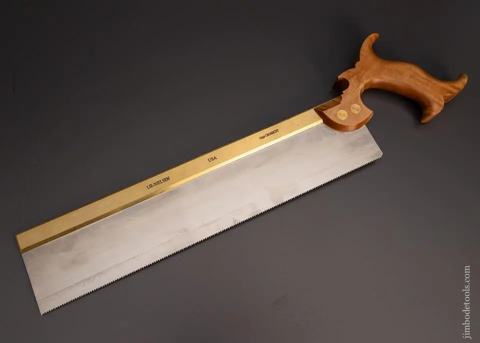 Mint Lie-Nielsen 14 Inch Carcass Saw - 97617 1