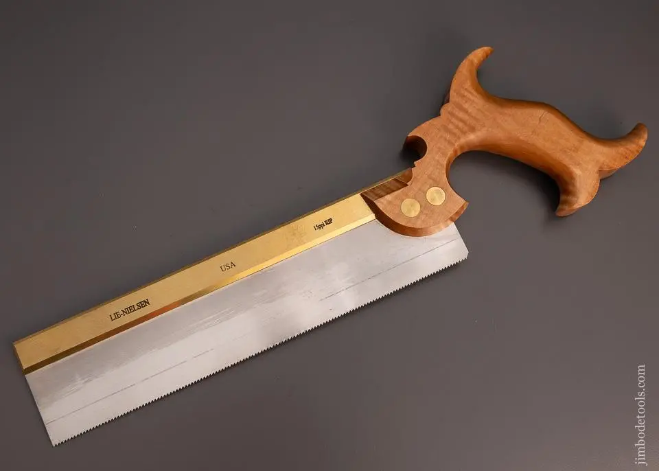 Near Mint Unused Lie-Nielsen Brass Back Dovetail Saw - 97622 1