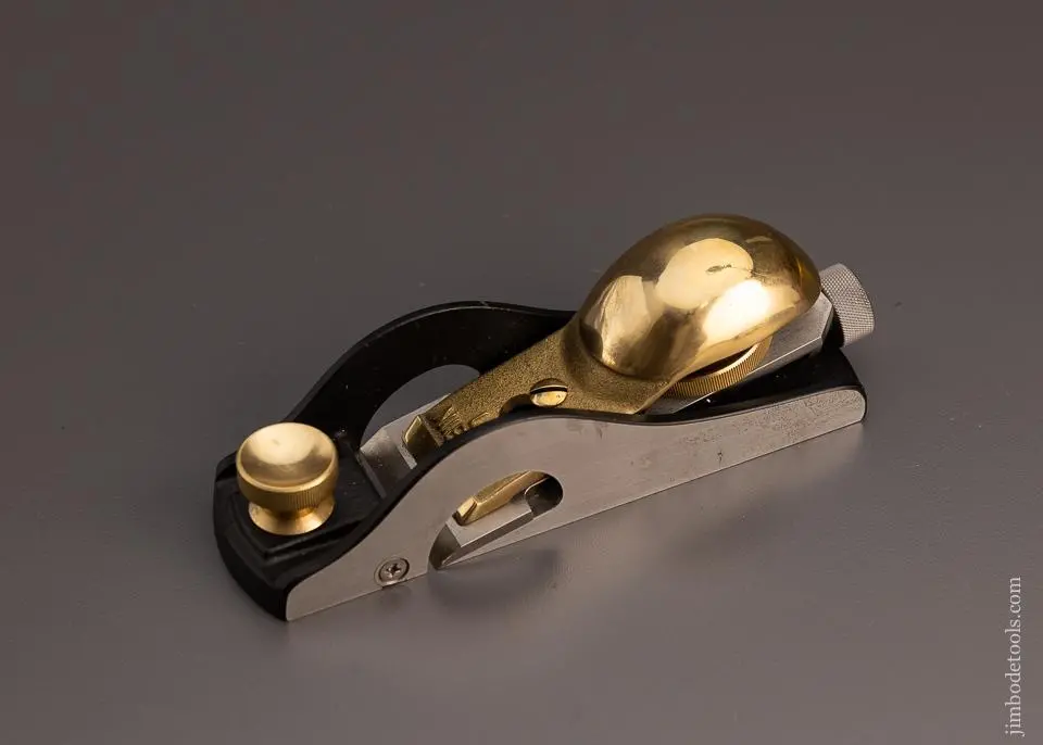 Mint Lie-Nielsen No. 60 Low Angle Block Plane With Rabbet Sides & Nickers - 97678 1