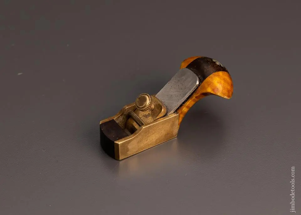 Gorgeous Tail Handle Violin Plane - 97685 1