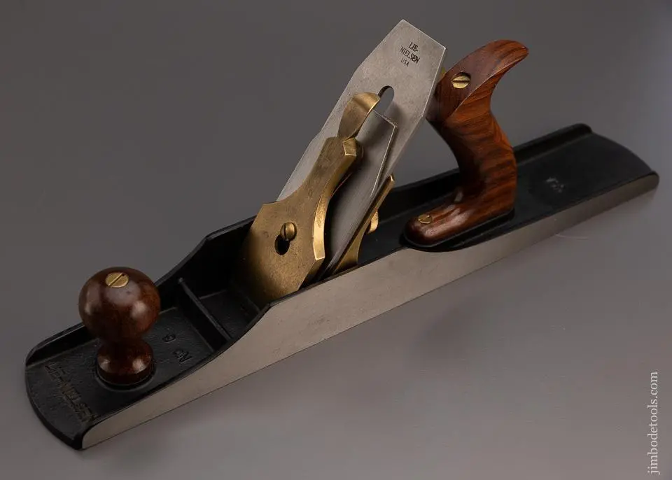 Stunning Lie-Nielsen No. 6 Fore Plane With Rosewood Fittings And 55° Frog! - 97731 - As Of Apr 11 1