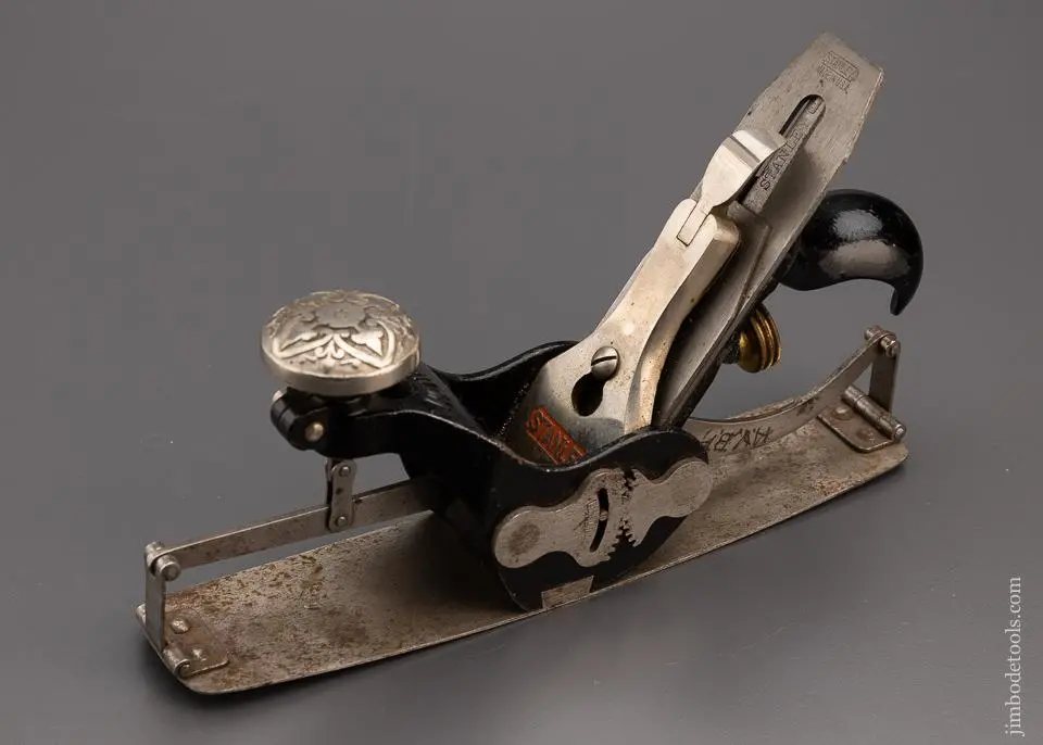 Extra Fine Stanley No. 113 Type 8A Circular Plane With Ornate Floral Cap - 97820 1