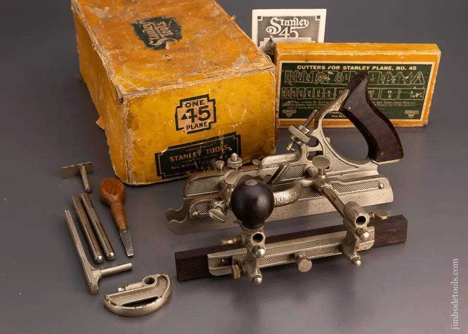 Fine And 100% Complete Stanley No. 45 Combination Plane In Original Box - 97850 1