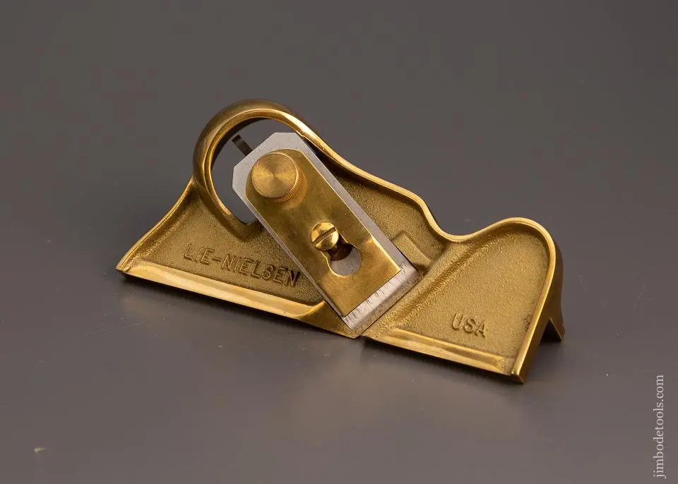 Lie Nielsen No. 95 Edge Plane Right Hand Mint - 98046 1