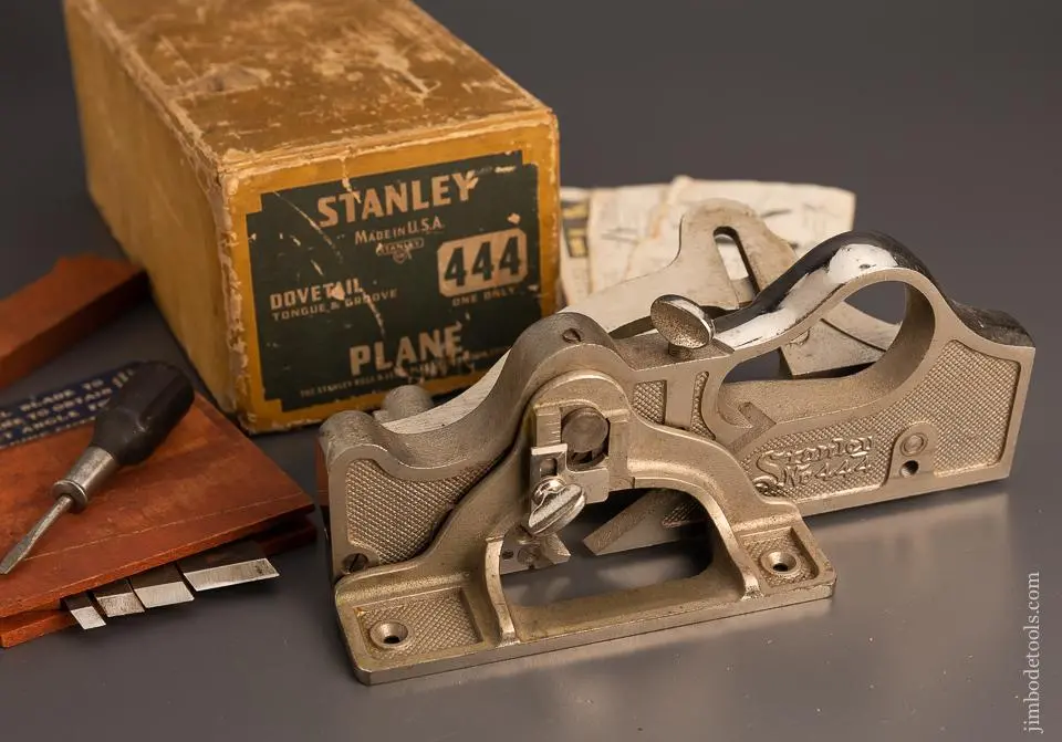 Stanley No. 444 Dovetail Plane Near Mint In Box - 98383 - As Of May 20 1