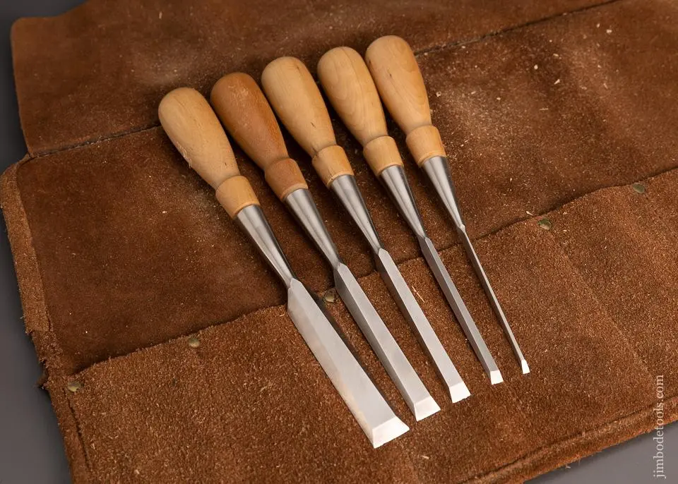 Mint Lie Nielsen Set Of 5 Socket Chisels In Leather Roll - 98429 1