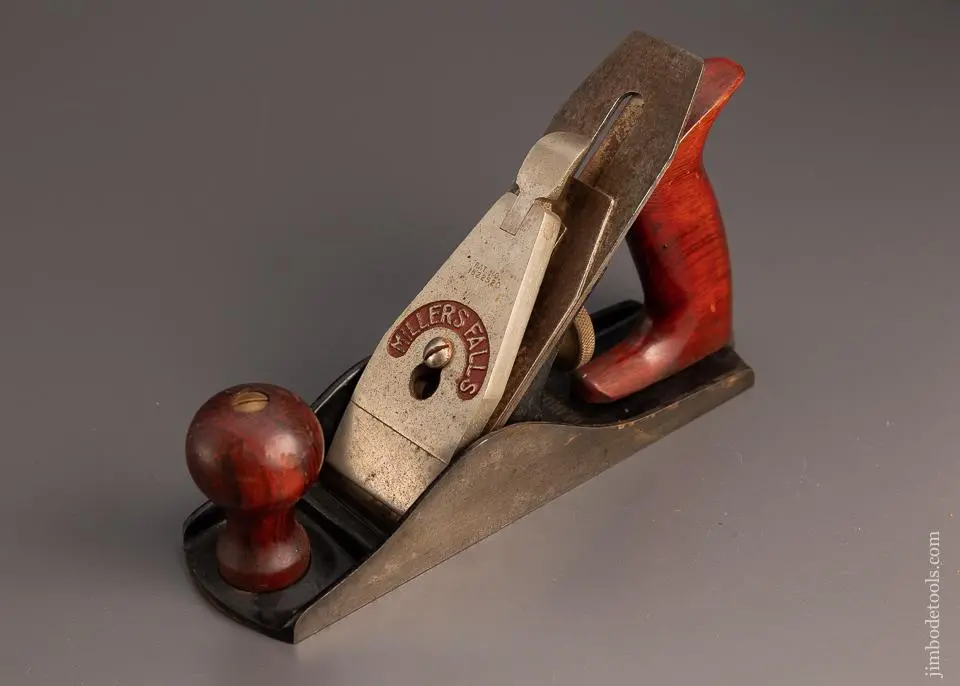 Fine Millers Falls No. 9 Smooth Plane - 98440 1