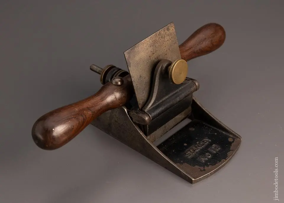 Fine Stanley No. 12 Scraper Plane Sweetheart - 98460 1