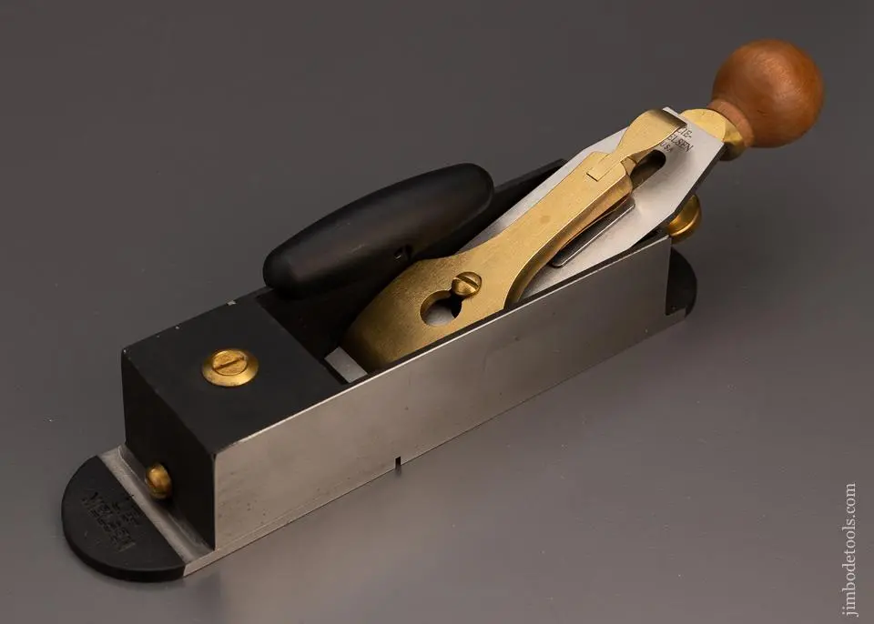 Discontinued Lie Nielsen No. 9 Miter Plane With Hot Dog - 98514 1