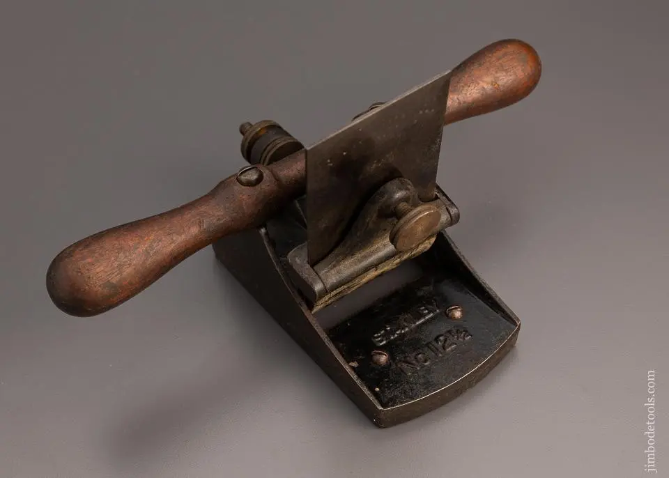 Fine Stanley No. 12 1/2 Scraper Plane With Stanley Iron - 98517 1