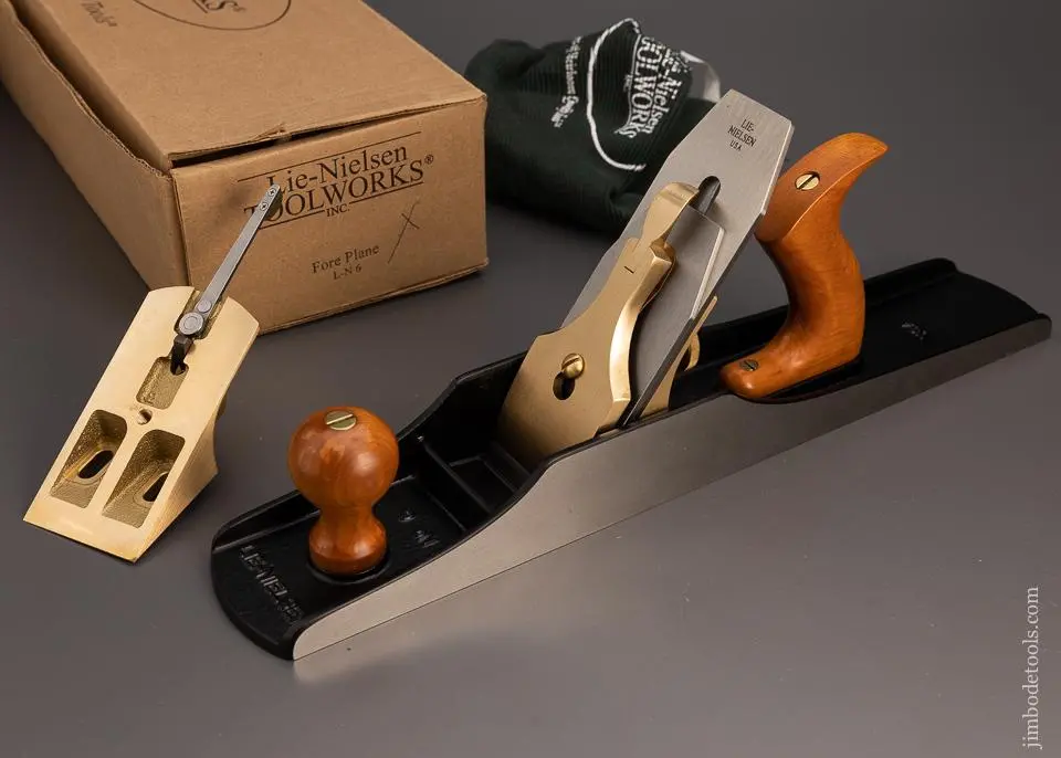Lie Nielsen No. 6 Fore Plane With 2 Frogs Mint In Box - 98551 1