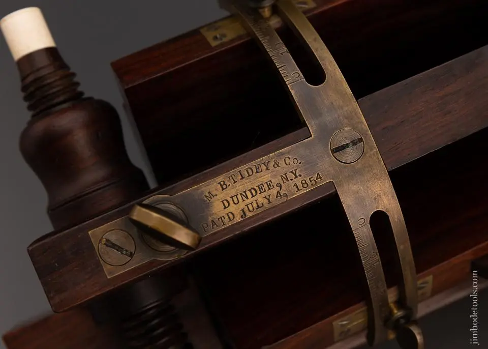 Spectacular Rosewood M.B. Tidey Double Beveling Plane By Jim Leamy - Excelsior 98891 - As Of June 20 2